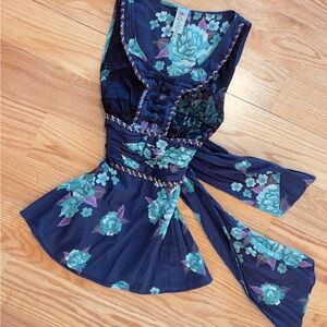 🪻Free People Floral Tie Back Tunic Tank